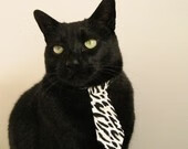 哈利伯顿魔术师般统治全场，雄鹿争冠级表现力克活塞显真章