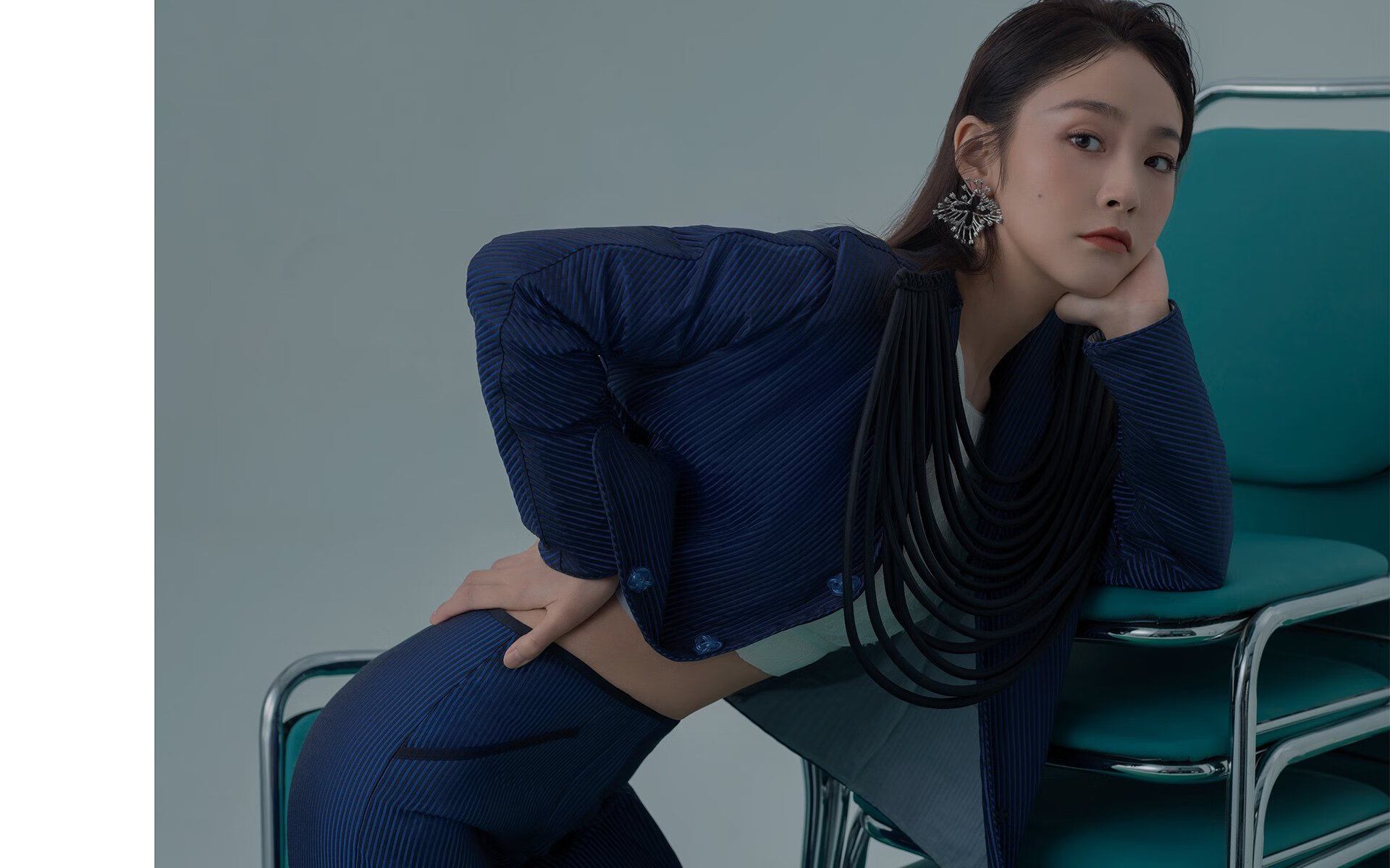 开云体育官网-暴雨中的斗牛士，东契奇如何顶住掘金最后三分钟的窒息强压，成为锁定胜局的关键先生